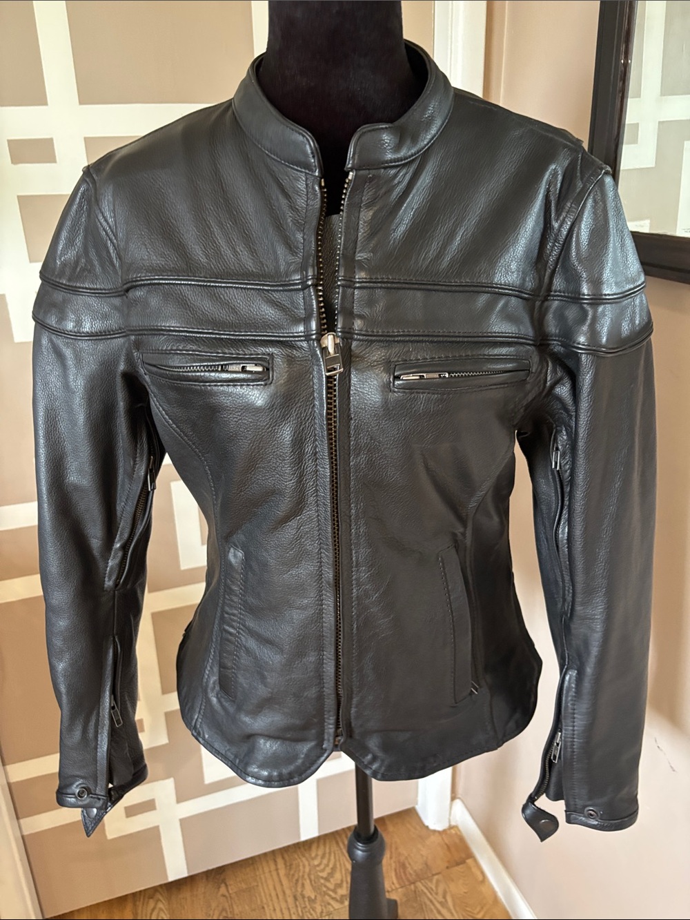 LIKE NEW First Classics HD Black Leather Women's Motorcycle Jacket Sz S